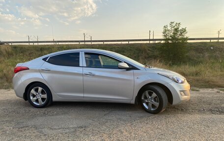 Hyundai Elantra V, 2013 год, 980 000 рублей, 11 фотография
