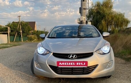 Hyundai Elantra V, 2013 год, 980 000 рублей, 9 фотография