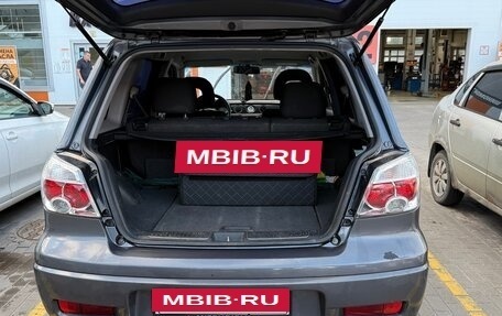 Mitsubishi Outlander III рестайлинг 3, 2006 год, 670 000 рублей, 13 фотография