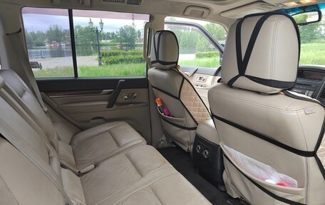 Mitsubishi Pajero IV, 2007 год, 1 100 000 рублей, 11 фотография