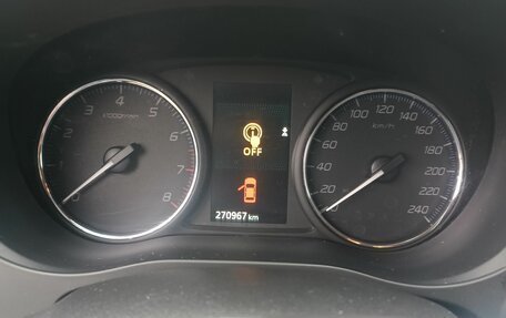 Mitsubishi Outlander III рестайлинг 3, 2014 год, 1 350 000 рублей, 12 фотография