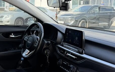 KIA Cerato IV, 2022 год, 2 100 000 рублей, 4 фотография