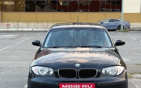 BMW 1 серия, 2009 год, 900 000 рублей, 7 фотография