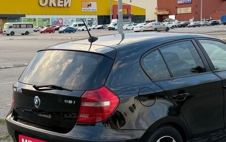 BMW 1 серия, 2009 год, 900 000 рублей, 6 фотография