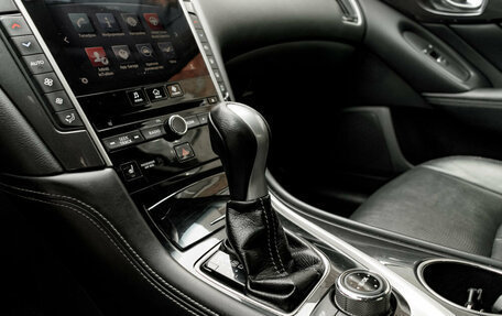 Infiniti Q50 I рестайлинг, 2016 год, 1 550 000 рублей, 24 фотография
