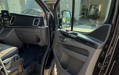 Ford Tourneo Custom I рестайлинг, 2018 год, 3 000 000 рублей, 10 фотография