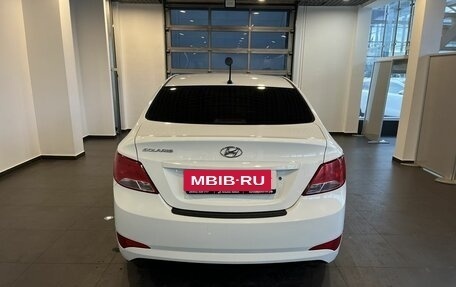Hyundai Solaris II рестайлинг, 2015 год, 908 000 рублей, 4 фотография