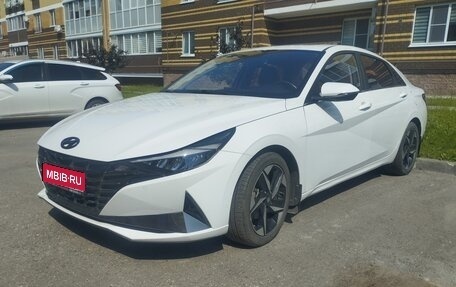 Hyundai Elantra, 2021 год, 1 860 000 рублей, 1 фотография