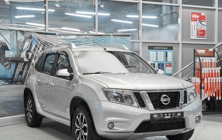 Nissan Terrano III, 2016 год, 999 000 рублей, 4 фотография