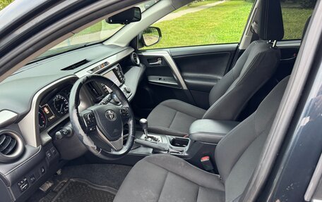 Toyota RAV4, 2016 год, 1 900 000 рублей, 3 фотография