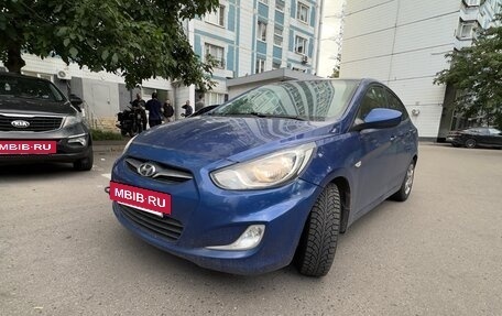 Hyundai Solaris II рестайлинг, 2011 год, 620 000 рублей, 3 фотография