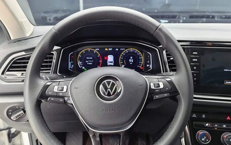 Volkswagen T-Roc I, 2022 год, 1 421 700 рублей, 8 фотография