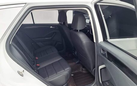 Volkswagen T-Roc I, 2022 год, 1 421 700 рублей, 18 фотография