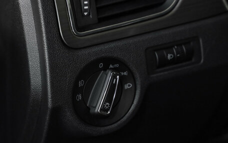Skoda Rapid I, 2018 год, 1 384 000 рублей, 17 фотография