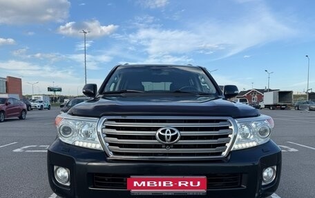 Toyota Land Cruiser 200, 2013 год, 3 600 000 рублей, 6 фотография