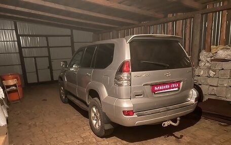 Toyota Land Cruiser Prado 120 рестайлинг, 2007 год, 1 700 000 рублей, 2 фотография