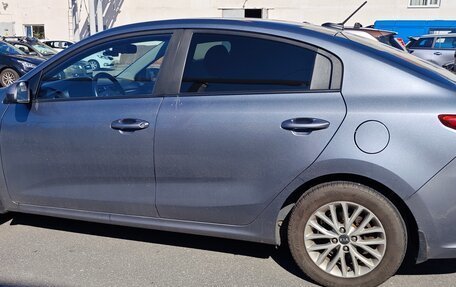 KIA Rio IV, 2018 год, 1 300 000 рублей, 4 фотография