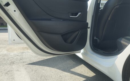 Hyundai Elantra, 2021 год, 1 860 000 рублей, 10 фотография