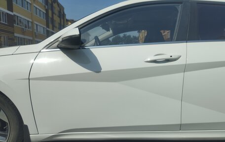 Hyundai Elantra, 2021 год, 1 860 000 рублей, 24 фотография
