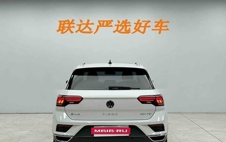 Volkswagen T-Roc I, 2022 год, 1 422 400 рублей, 5 фотография