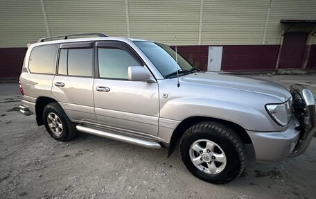 Toyota Land Cruiser 100 рестайлинг 2, 2004 год, 1 600 000 рублей, 2 фотография