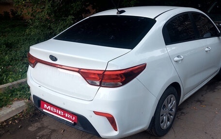 KIA Rio IV, 2018 год, 1 260 000 рублей, 2 фотография