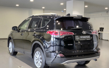 Toyota RAV4, 2016 год, 2 277 000 рублей, 8 фотография