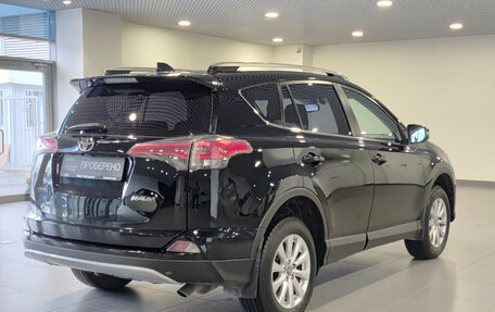 Toyota RAV4, 2016 год, 2 277 000 рублей, 6 фотография