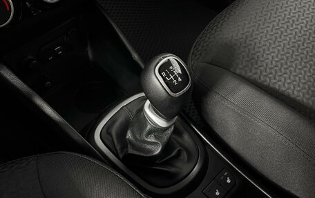 KIA Rio III рестайлинг, 2017 год, 875 200 рублей, 17 фотография