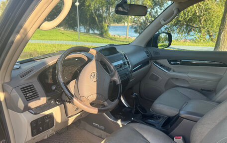 Toyota Land Cruiser Prado 120 рестайлинг, 2008 год, 2 090 000 рублей, 7 фотография