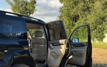 Toyota Land Cruiser Prado 120 рестайлинг, 2008 год, 2 090 000 рублей, 11 фотография