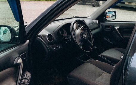 Toyota RAV4, 2004 год, 650 000 рублей, 7 фотография