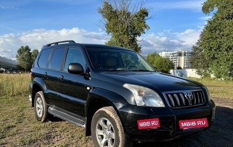Toyota Land Cruiser Prado 120 рестайлинг, 2008 год, 2 090 000 рублей, 2 фотография