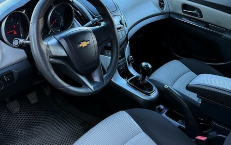 Chevrolet Cruze II, 2013 год, 600 000 рублей, 6 фотография