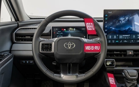 Toyota RAV4, 2026 год, 4 330 000 рублей, 12 фотография