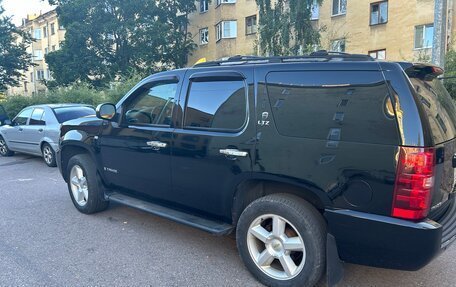 Chevrolet Tahoe III, 2008 год, 1 790 000 рублей, 2 фотография