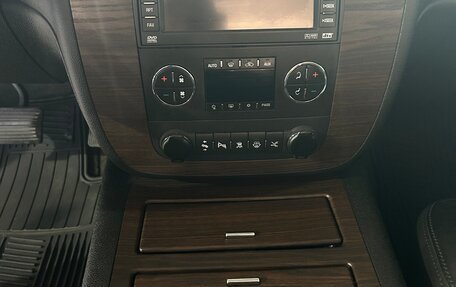 Chevrolet Tahoe III, 2008 год, 1 790 000 рублей, 17 фотография