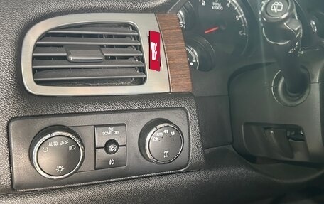 Chevrolet Tahoe III, 2008 год, 1 790 000 рублей, 15 фотография