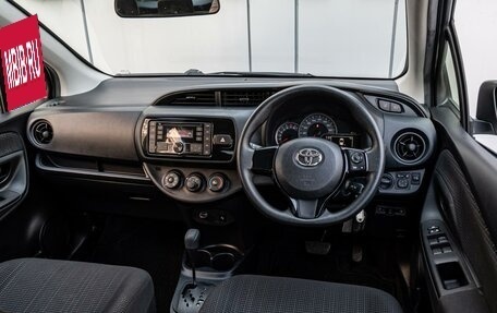 Toyota Vitz, 2019 год, 1 020 000 рублей, 6 фотография