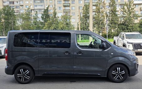Peugeot Traveller I, 2021 год, 2 990 000 рублей, 4 фотография