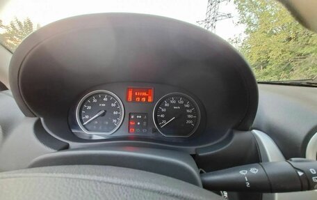 Renault Sandero I, 2013 год, 749 000 рублей, 16 фотография