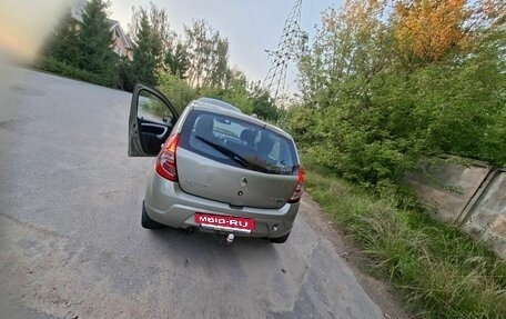 Renault Sandero I, 2013 год, 749 000 рублей, 6 фотография