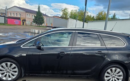 Opel Astra J, 2012 год, 950 000 рублей, 2 фотография