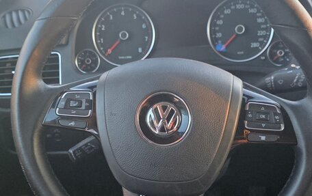 Volkswagen Touareg III, 2016 год, 2 700 000 рублей, 8 фотография