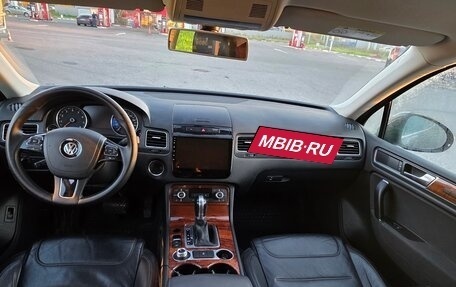 Volkswagen Touareg III, 2016 год, 2 700 000 рублей, 10 фотография