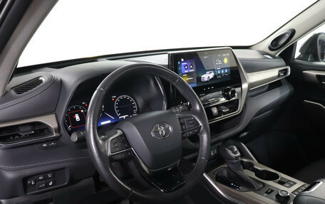 Toyota Highlander, 2025 год, 4 999 000 рублей, 13 фотография