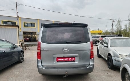 Hyundai Grand Starex Grand Starex I рестайлинг 2, 2011 год, 1 250 000 рублей, 3 фотография