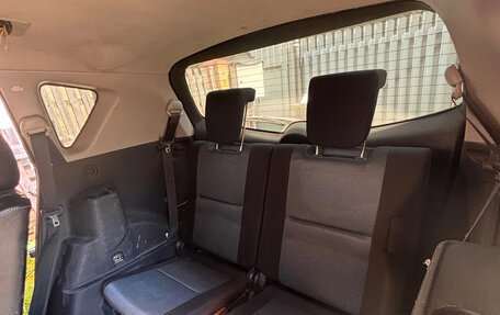 Toyota Corolla Verso I, 2008 год, 720 000 рублей, 13 фотография