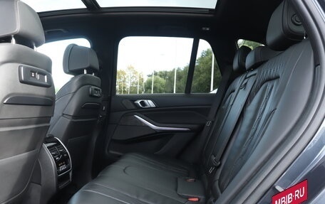 BMW X5, 2019 год, 6 100 000 рублей, 10 фотография