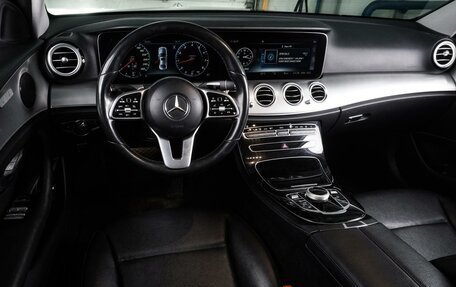 Mercedes-Benz E-Класс, 2018 год, 2 899 000 рублей, 6 фотография
